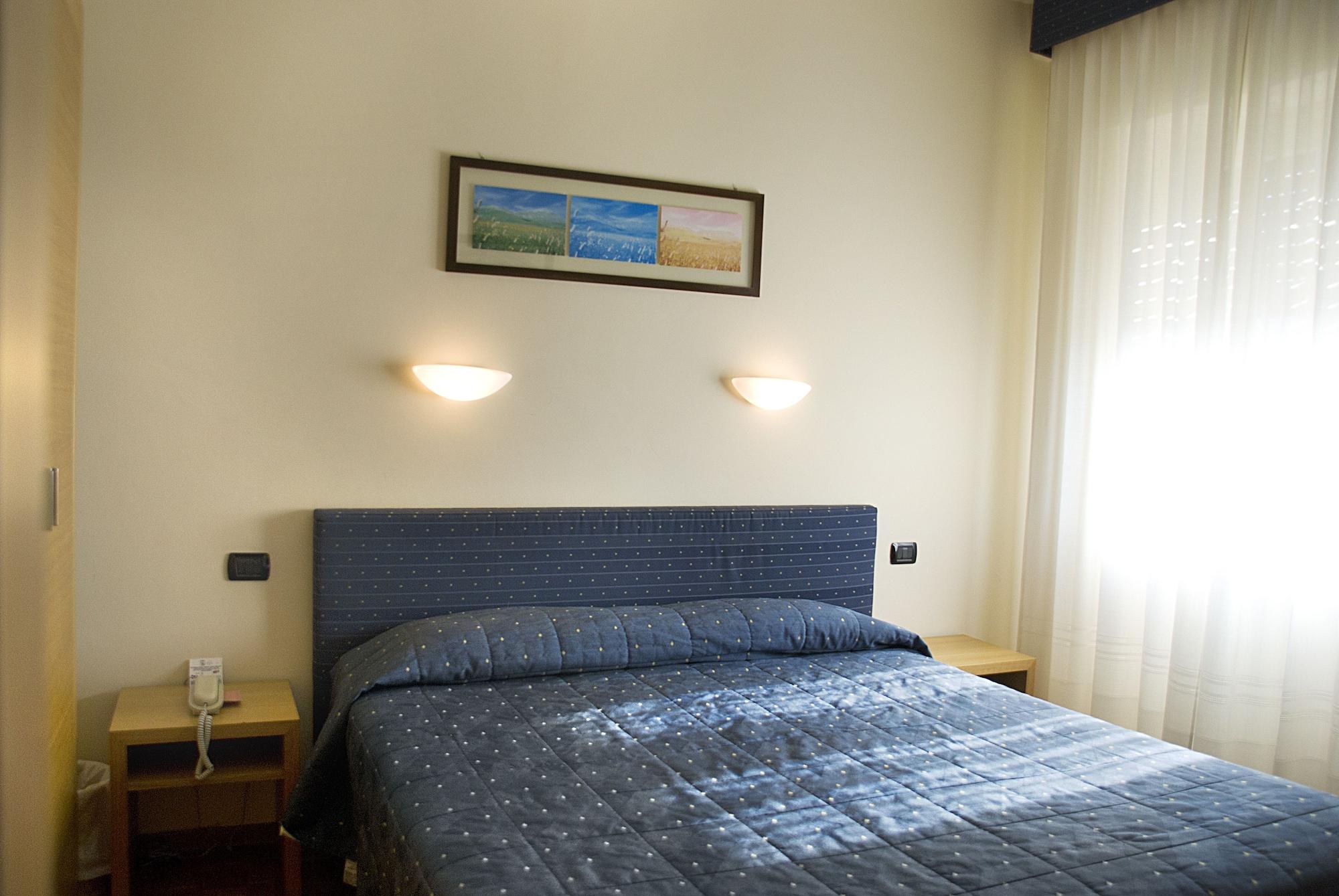 Hotel Clarici Spoleto Esterno foto
