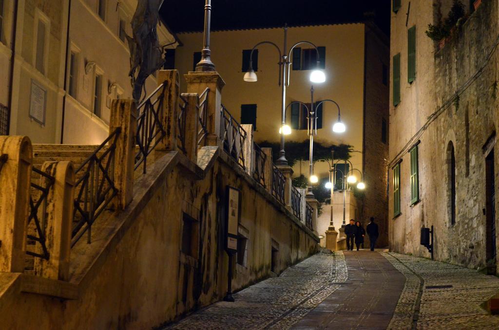 Hotel Clarici Spoleto Esterno foto