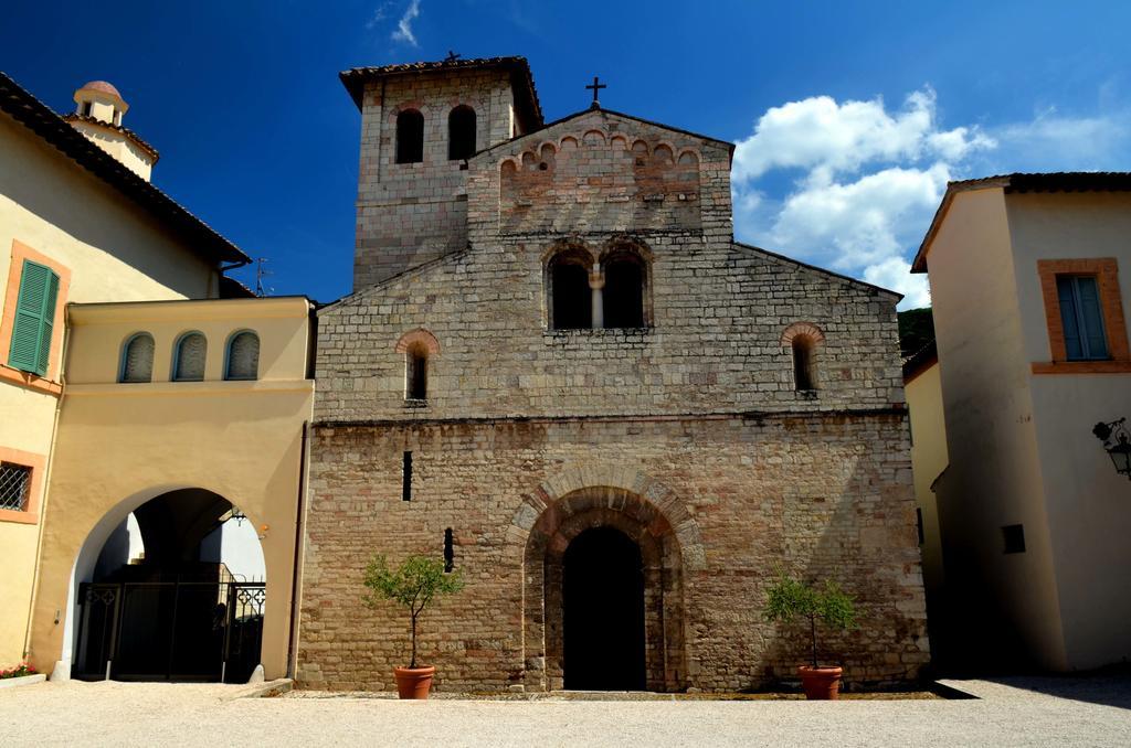 Hotel Clarici Spoleto Esterno foto