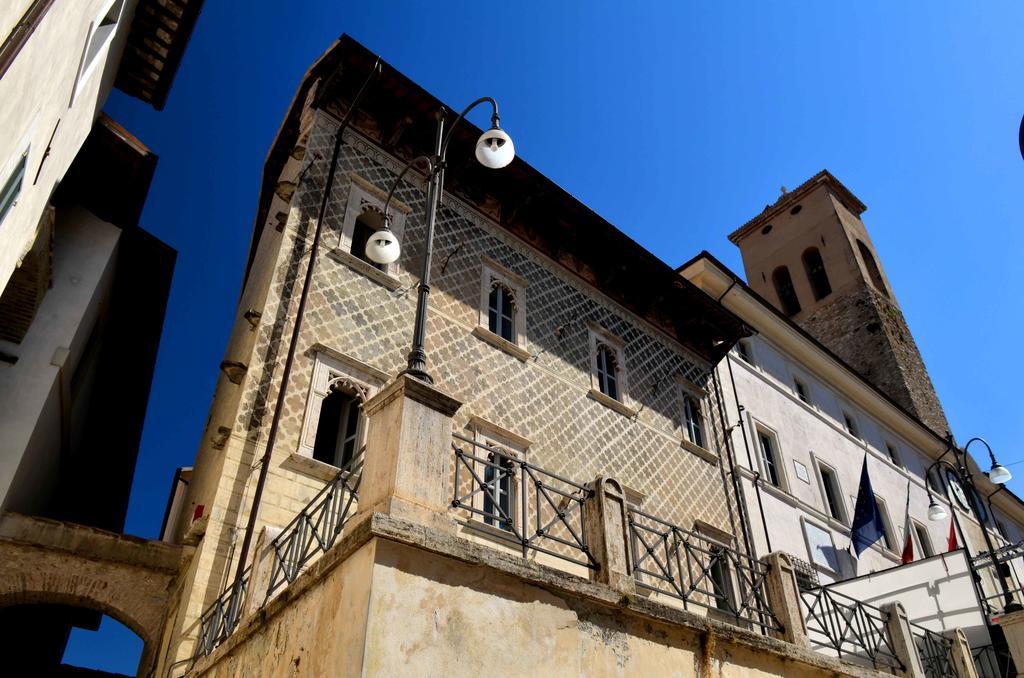 Hotel Clarici Spoleto Esterno foto