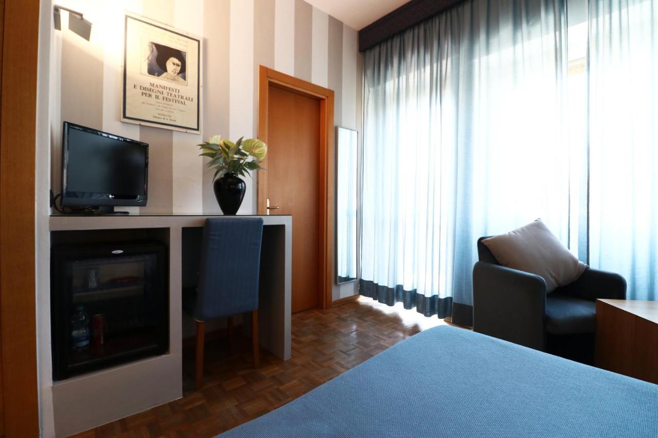 Hotel Clarici Spoleto Esterno foto
