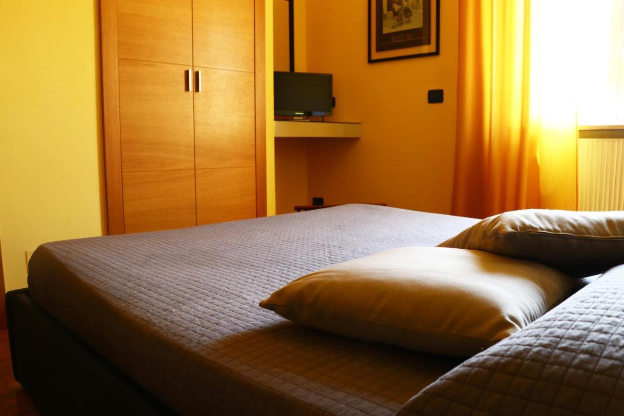 Hotel Clarici Spoleto Esterno foto
