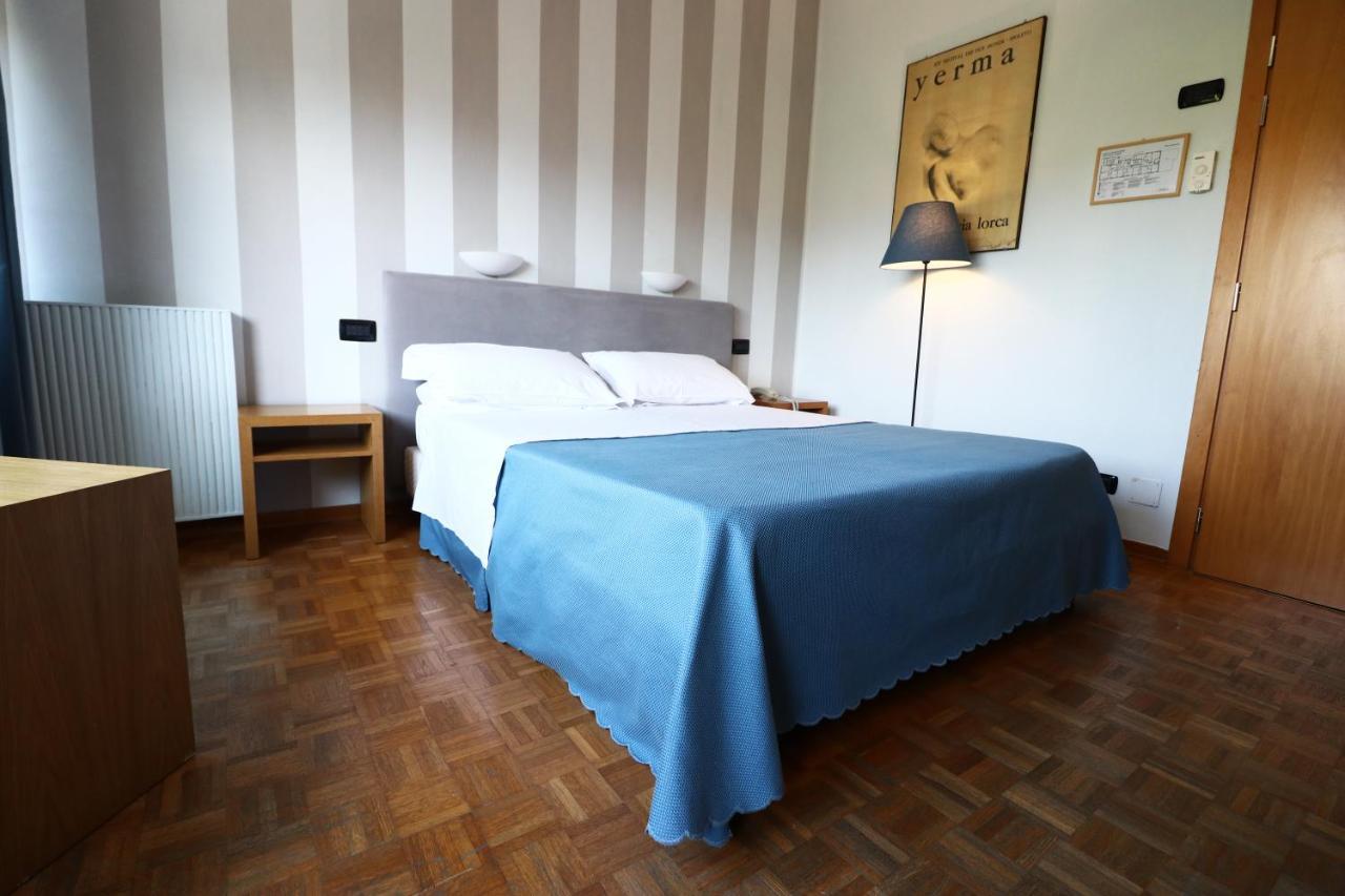 Hotel Clarici Spoleto Esterno foto