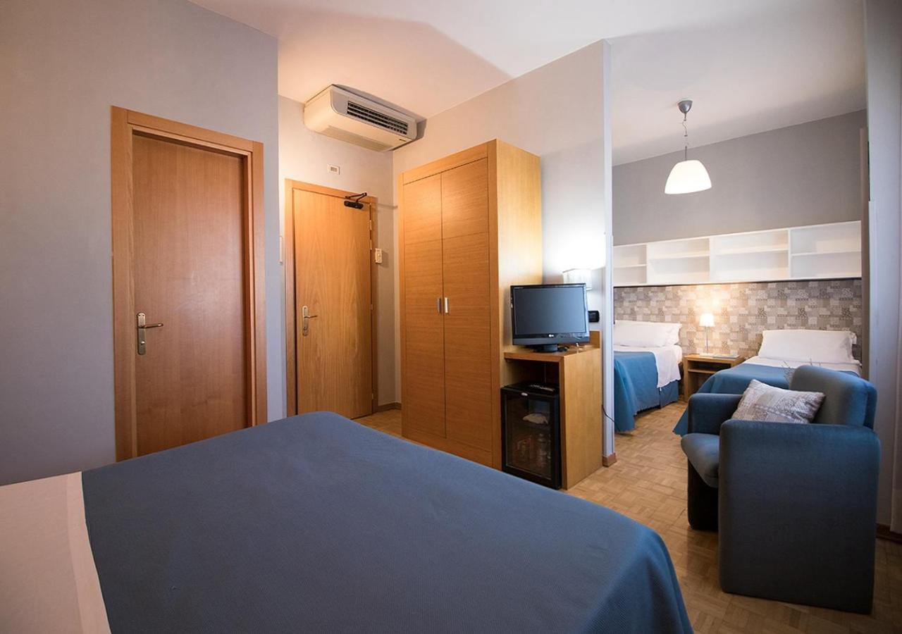 Hotel Clarici Spoleto Esterno foto